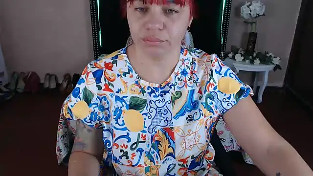 Snapshot of VioletaaaSlave chatting on 04.26.26 VioletaaaSlave online show from 04.26.26