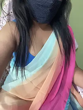 Snapshot of Hottest_Tamil chatting on 02.18.26 Hottest Tamil online show from 02.18.26