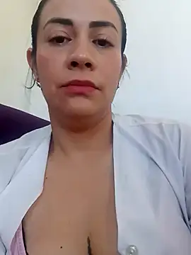 Snapshot of XGabrielaXX chatting on 03.19.25 XGabrielaXX online show from 03.19.25