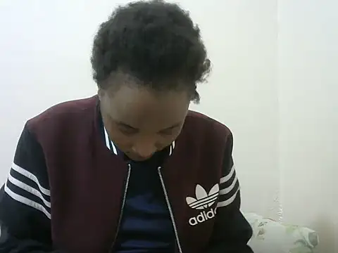 StacyGee24 online show from 09.27.25