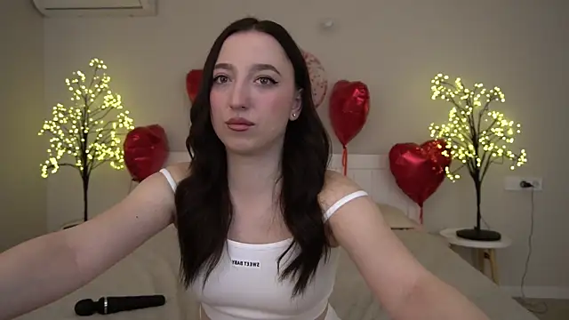 MonAmourrrR online show from 02.20.25