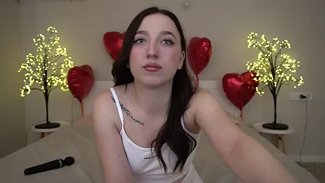 MonAmourrrR online show from 02.20.25