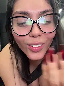 zui lu online show from 02.22.25