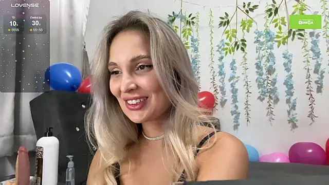 Isexxs online show from 02.14.25