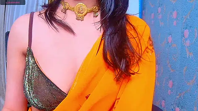 Aashika-Kaur online show from 12.08.24