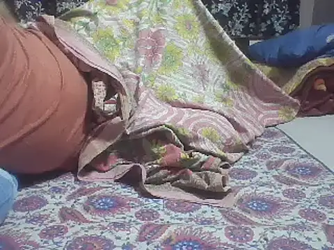 Snapshot of LoVer04All chatting on 12.23.24 LoVer04All online show from 12.23.24