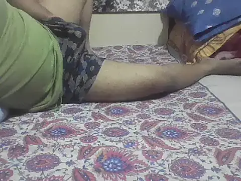 Snapshot of LoVer04All chatting on 12.29.24 LoVer04All online show from 12.29.24