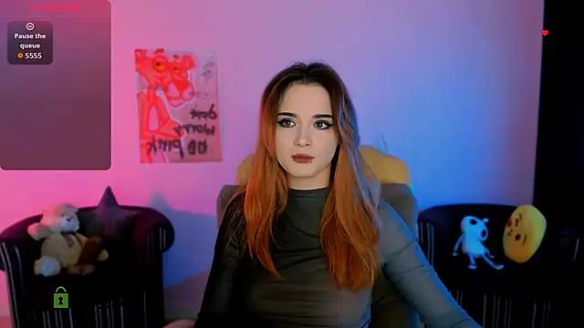 liana kisses online show from 11.14.25