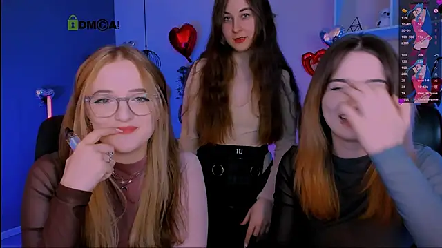 liana kisses online show from 02.21.26