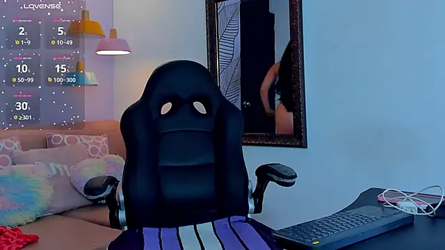 BarbaraKnox  online show from 02.05.25