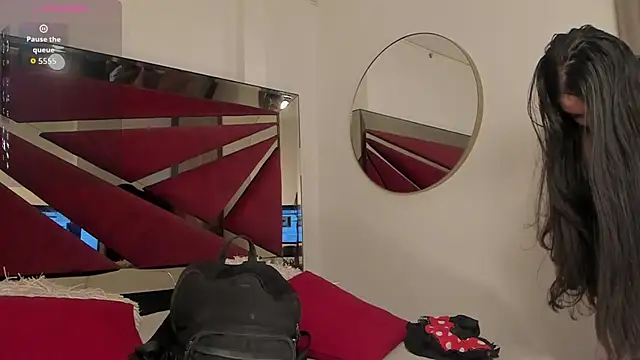 BarbaraKnox  online show from 10.30.25