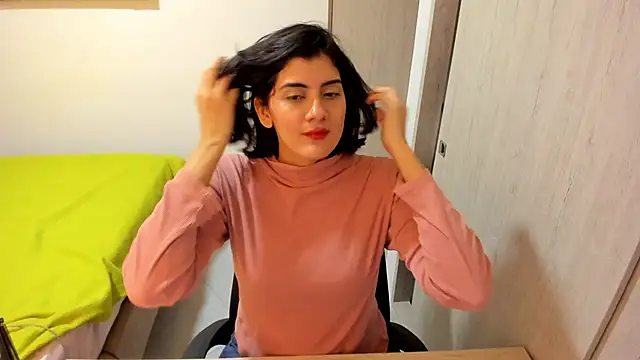 misstoya online show from 04.03.26