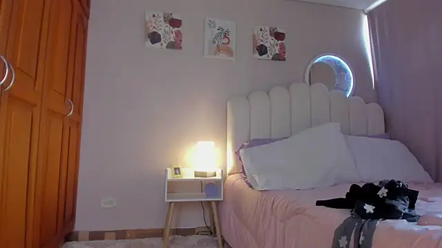 martinaaricci online show from 11.15.25