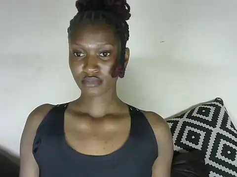 Snapshot of Pretty-emmie chatting on 01.23.25 Pretty-emmie online show from 01.23.25