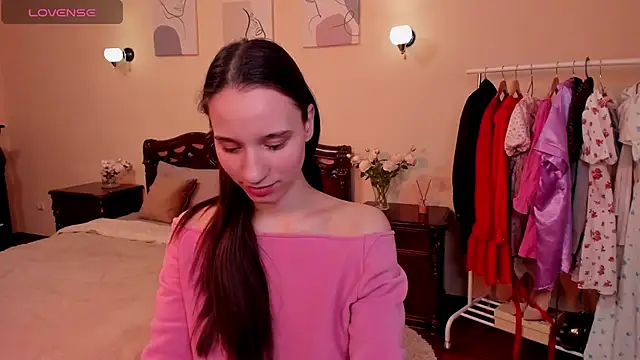 StaceySunny online show from 02.17.25