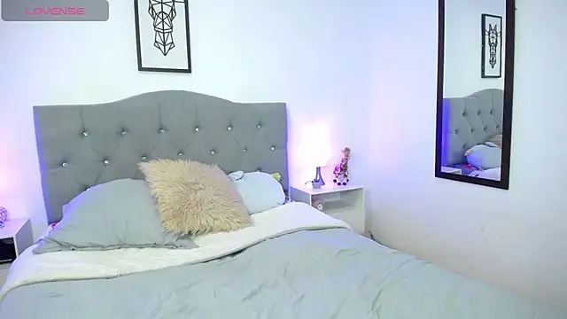 AnnyMichelle  online show from 12.13.24