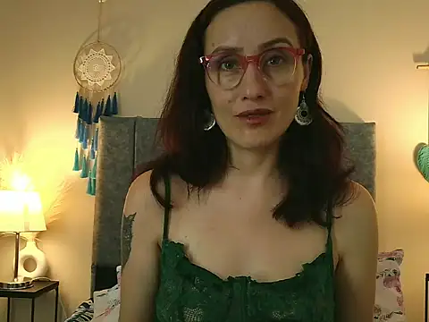 IberianMoonMK online show from 02.21.26