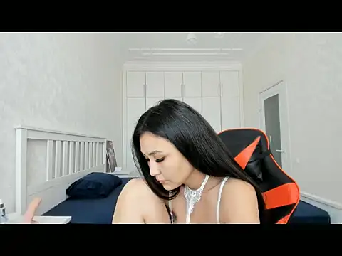 Snapshot of Missykitty01 chatting on 10.10.25 Missykitty01 online show from 10.10.25