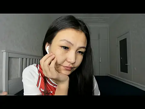 Snapshot of Missykitty01 chatting on 10.14.25 Missykitty01 online show from 10.14.25