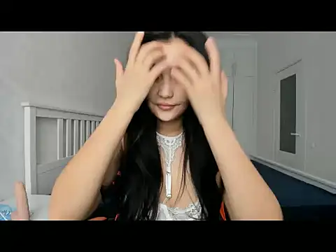 Snapshot of Missykitty01 chatting on 11.21.25 Missykitty01 online show from 11.21.25