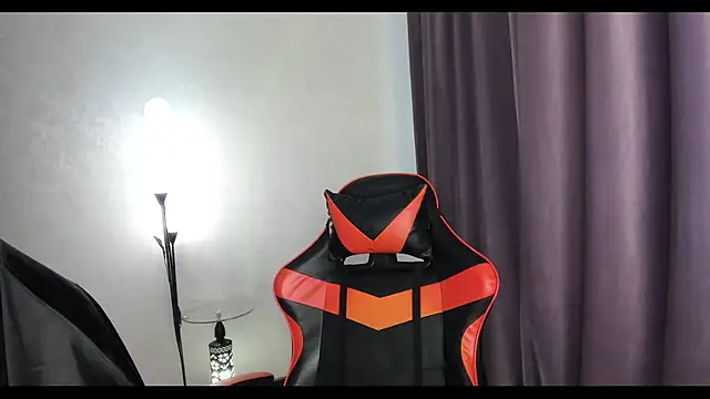 Snapshot of Missykitty01 chatting on 02.13.26 Missykitty01 online show from 02.13.26