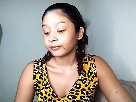 heleny901 online show from 02.24.25