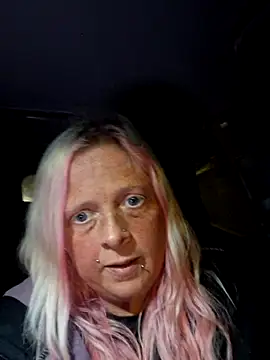 Snapshot of chubby_british_blonde_uk chatting on 02.27.26 chubby british blonde uk online show from 02.27.26