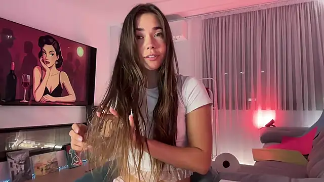 Snapshot of Mika_Miller chatting on 09.13.25 Mika Miller online show from 09.13.25