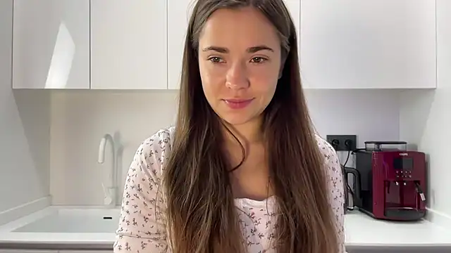 Snapshot of Mika_Miller chatting on 09.19.25 Mika Miller online show from 09.19.25