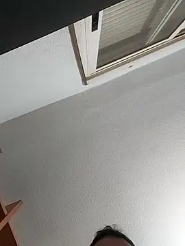 Snapshot of skrigul12 chatting on 01.03.25 skrigul12 online show from 01.03.25