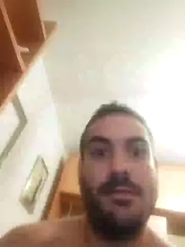 Snapshot of skrigul12 chatting on 01.11.25 skrigul12 online show from 01.11.25