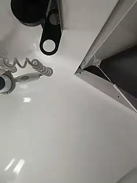 Snapshot of skrigul12 chatting on 02.02.25 skrigul12 online show from 02.02.25