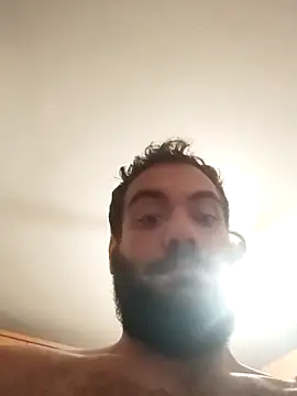 Snapshot of skrigul12 chatting on 02.21.25 skrigul12 online show from 02.21.25