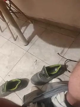 Snapshot of skrigul12 chatting on 03.15.25 skrigul12 online show from 03.15.25