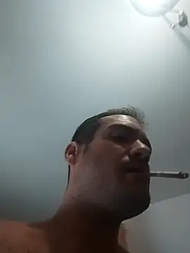 Snapshot of skrigul12 chatting on 09.12.25 skrigul12 online show from 09.12.25