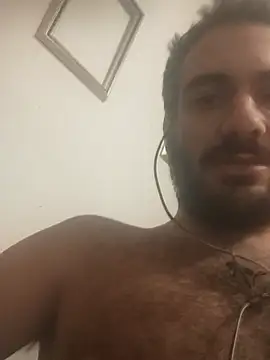 Snapshot of skrigul12 chatting on 10.23.25 skrigul12 online show from 10.23.25