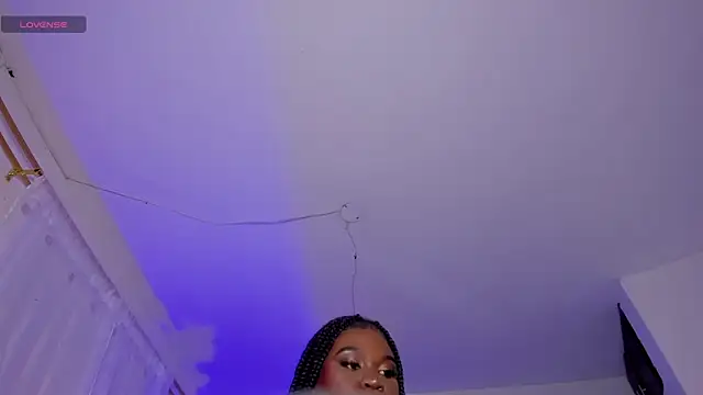 Snapshot of Scarlett_811 chatting on 02.07.26 Scarlett 811 online show from 02.07.26