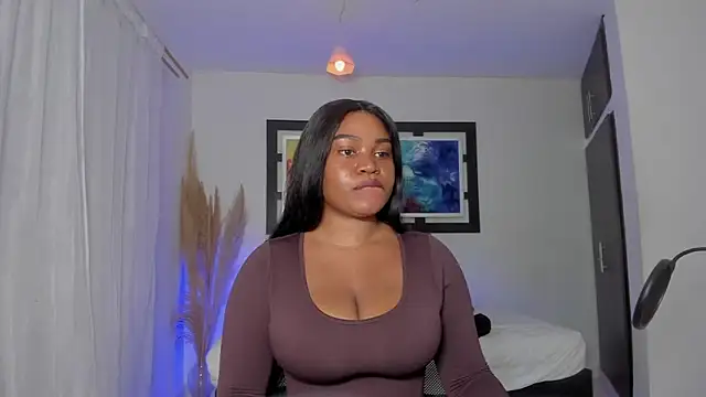 Snapshot of Scarlett_811 chatting on 05.02.26 Scarlett 811 online show from 05.02.26
