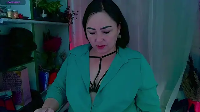 Snapshot of _Cloud_Atlas_ chatting on 02.12.25  Cloud Atlas  online show from 02.12.25