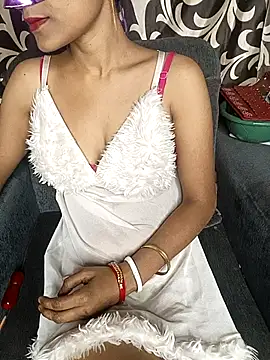 Snapshot of REVA_DARLING chatting on 02.07.26 REVA DARLING online show from 02.07.26