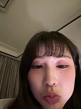 Snapshot of Momoever123456 chatting on 04.30.26 Momoever123456 online show from 04.30.26