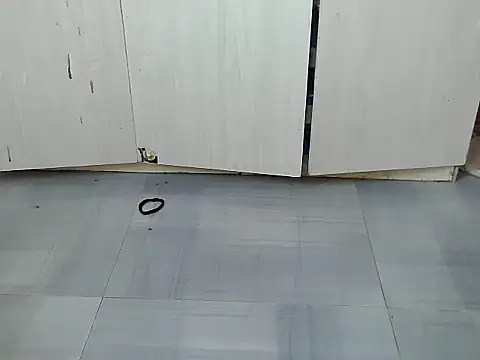 Snapshot of Destiny_Desire chatting on 12.19.25 Destiny Desire online show from 12.19.25