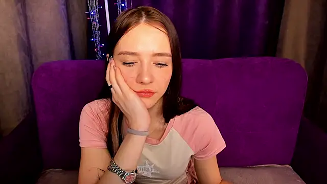 Snapshot of VasilisaTheWiseX chatting on 03.12.25 VasilisaTheWiseX online show from 03.12.25
