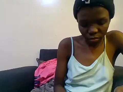 Snapshot of Baddie_Floxxy chatting on 12.09.24 Baddie Floxxy online show from 12.09.24