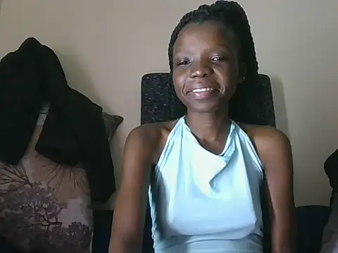 Snapshot of Baddie_Floxxy chatting on 05.18.26 Baddie Floxxy online show from 05.18.26