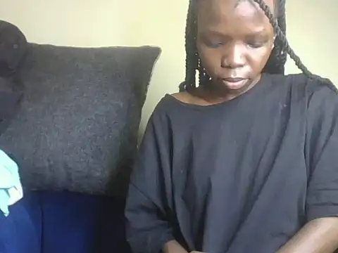 Snapshot of Baddie_Floxxy chatting on 06.16.26 Baddie Floxxy online show from 06.16.26