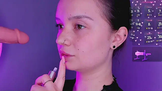 bitchpeace  online show from 04.08.26