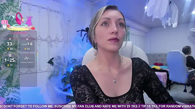 Snapshot of anny_sweet72 chatting on 10.23.25 anny sweet72 online show from 10.23.25