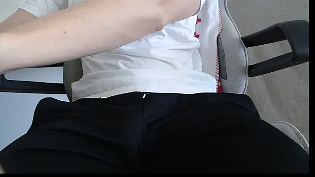 MarcusMenom online show from 04.11.26