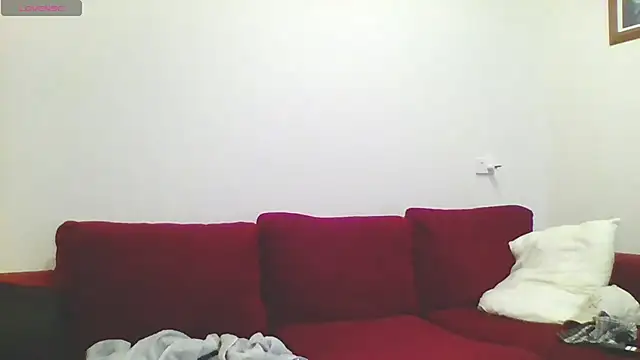 Snapshot of Skoona73 chatting on 12.05.25 Skoona73 online show from 12.05.25